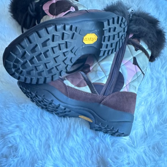 🎀Host Pick🎀EUC Coach Vibram Quilted Boots With Fur/Brown/Green/Pink Size 6 - Picture 9 of 10